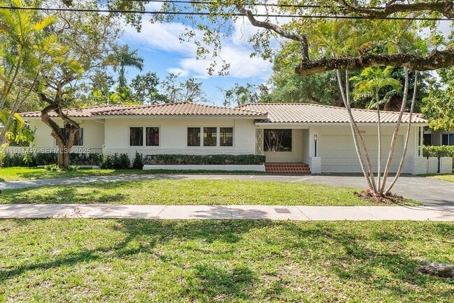 property at 6820 Granada Blvd