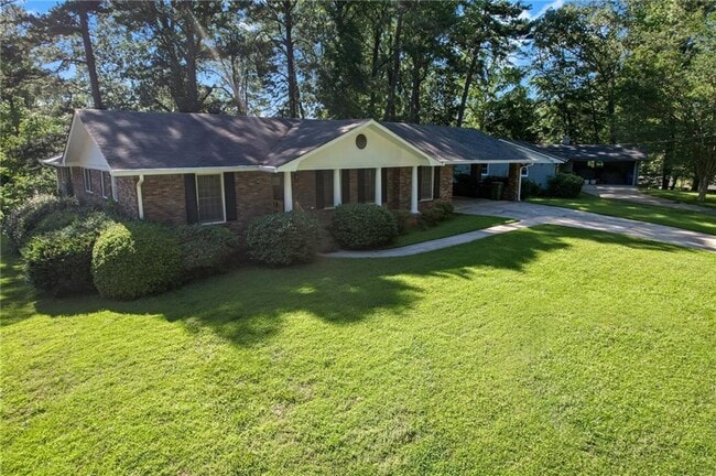 2641 Black Forest Trail SW in Atlanta, GA - Building Photo - Building Photo