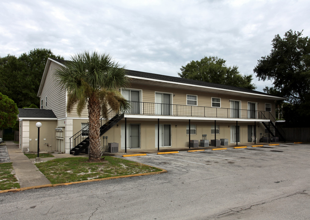 Kensington Oaks in Sanford, FL - Building Photo