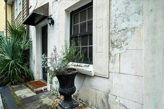 53 Hasell St in Charleston, SC - Foto de edificio - Building Photo
