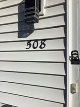 508 S Quaker Ln, Unit 508 in West Hartford, CT - Building Photo - Building Photo