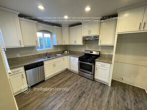 1240 W 82nd St in Los Angeles, CA - Building Photo - Building Photo
