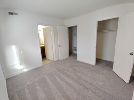 600 Reusens Rd, Unit N149 in Lynchburg, VA - Building Photo