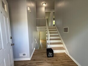 1711 Bell Dr in Hanover Park, IL - Building Photo - Building Photo