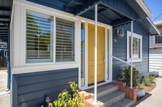 80 Dominga Ave in Fairfax, CA - Building Photo - Building Photo