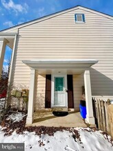 12929 Alderleaf Dr in Germantown, MD - Building Photo - Building Photo