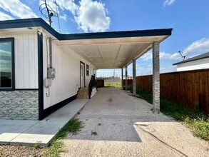 14 N 109th St in Alton, TX - Building Photo - Building Photo