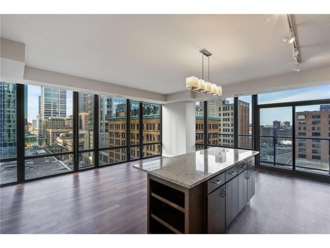 property at 465 Nicollet Mall
