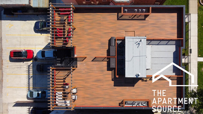 3329 N Avers Ave in Chicago, IL - Building Photo - Building Photo