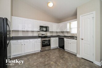 4029 Gloria Ridge in Winston-Salem, NC - Building Photo - Building Photo