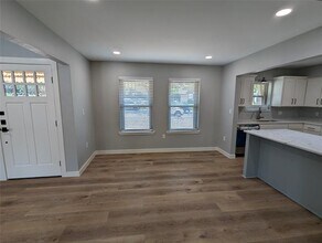7607 Wellcrest Dr in Dallas, TX - Building Photo - Building Photo