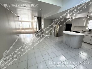 3933 Washington Blvd in University Heights, OH - Building Photo - Building Photo