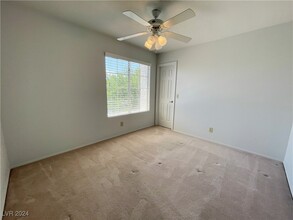 420 Crater Ct in Henderson, NV - Building Photo - Building Photo