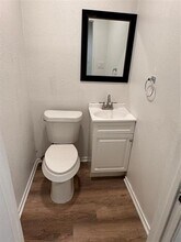 9027 Cardella Ave in Dallas, TX - Building Photo - Building Photo