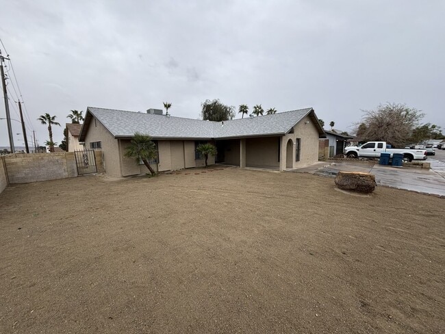 4110 Victoria St in Las Vegas, NV - Building Photo - Building Photo