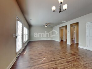 30 Pratt Dr in Covington, GA - Foto de edificio - Building Photo