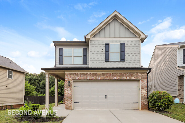 property at 217 Magnaview Dr