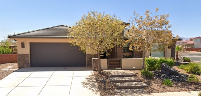 property at 2700 N Kenzies Way