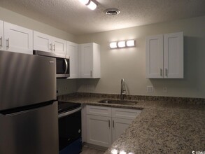 1095 Plantation Dr in Little River, SC - Building Photo - Building Photo