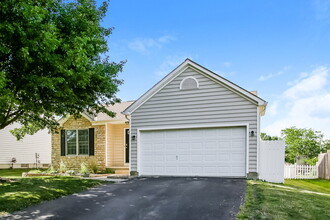 5288 Dietrich Ave in Orient, OH - Foto de edificio - Building Photo
