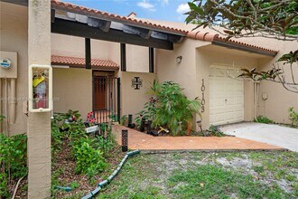 10103 Costa Del Sol Blvd in Doral, FL - Building Photo - Building Photo