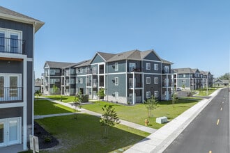Tidewater Communities in Boardman, OR - Building Photo - Building Photo