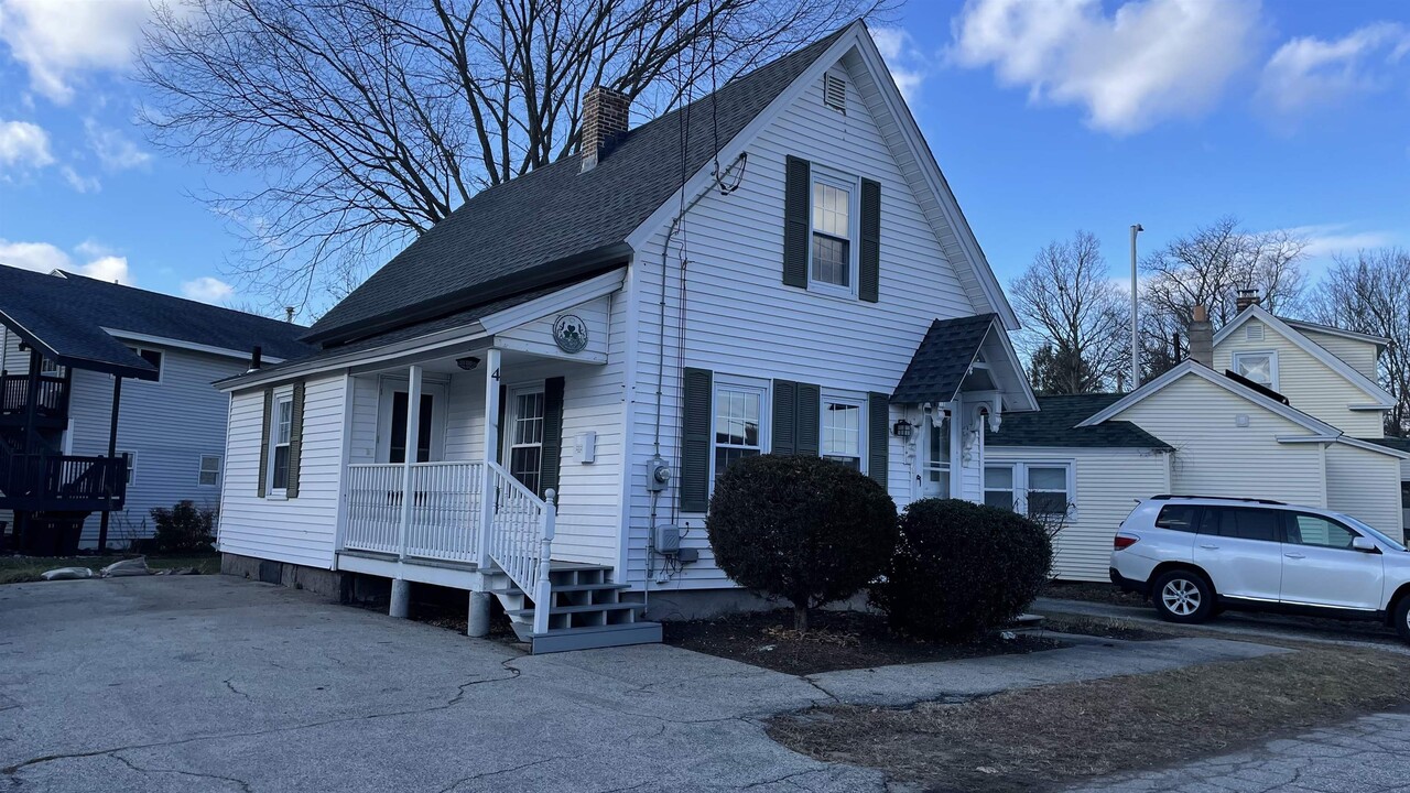 4 Avon St in Concord, NH - Foto de edificio