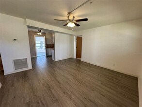 9571 52nd Way N in Pinellas Park, FL - Building Photo - Building Photo