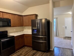 7851 Bridgegate Ave in Springdale, AR - Building Photo - Building Photo