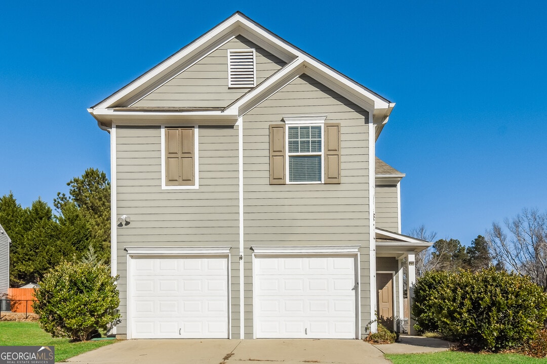 100 Mount Comet Ct in Dallas, GA - Building Photo