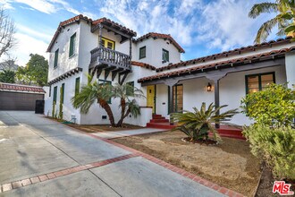 4231 Angeles Vista Blvd in Los Angeles, CA - Building Photo - Building Photo