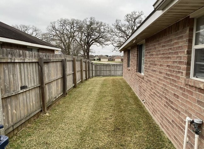 947 Willow Pond St, Unit 947 in College Station, TX - Building Photo - Building Photo