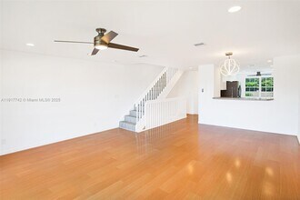 1998 NE 7th St in Deerfield Beach, FL - Building Photo - Building Photo