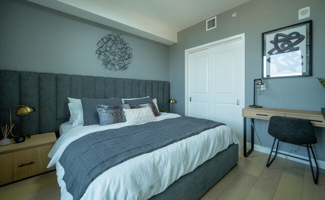 400 S Broadway, Unit 2604 in Los Angeles, CA - Building Photo - Building Photo