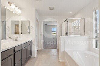 3817 N 100th Dr in Avondale, AZ - Building Photo - Building Photo