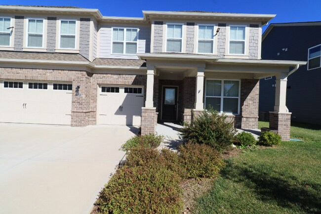 3121 Emmaline Dr in Brownsburg, IN - Building Photo - Building Photo