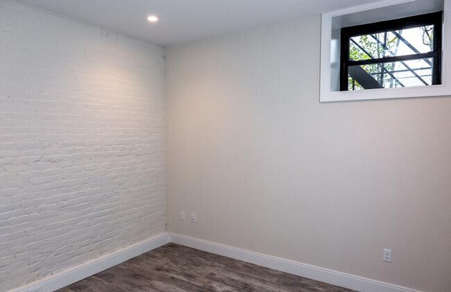 614 Massachusetts Ave in Boston, MA - Building Photo - Building Photo