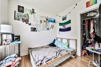 2212 W Iowa St in Chicago, IL - Building Photo - Building Photo