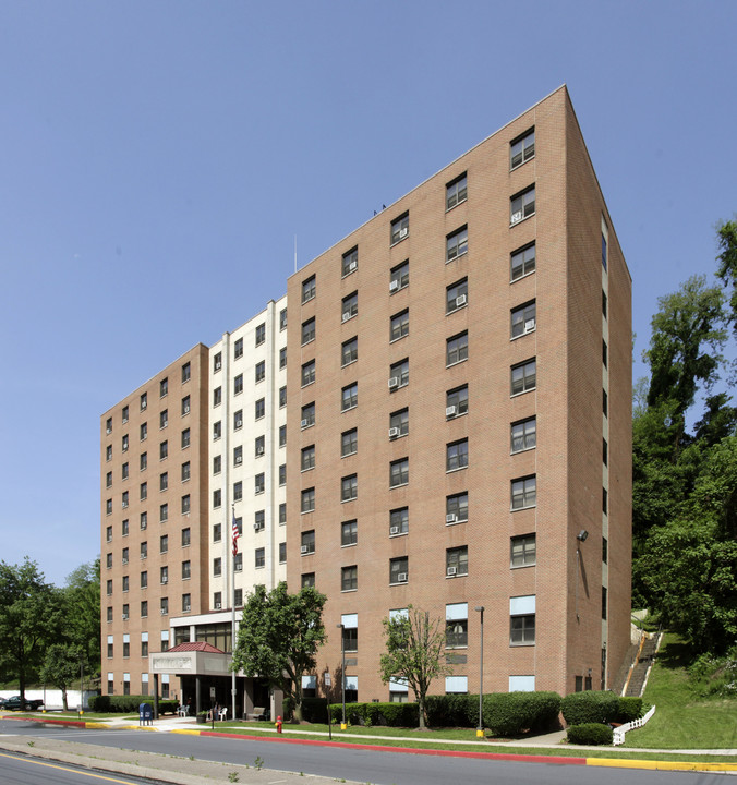 Hoy Towers in Harrisburg, PA - Foto de edificio