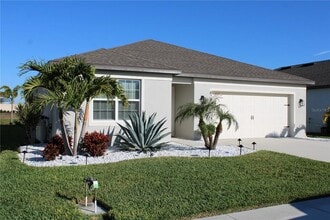 8232 Reefbay Cv in Parrish, FL - Building Photo - Building Photo