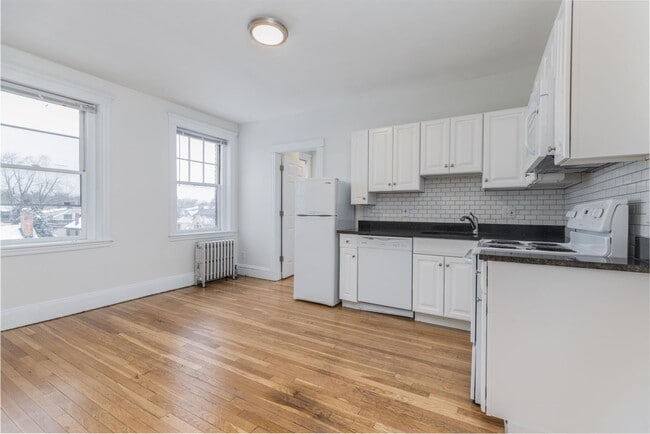 20 Langdon St, Unit 8 in Cambridge, MA - Foto de edificio - Building Photo