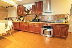 57 O Connell St in Albany, NY - Building Photo