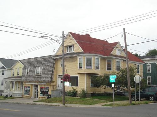 60 W Bridge St in Oswego, NY - Building Photo - Building Photo