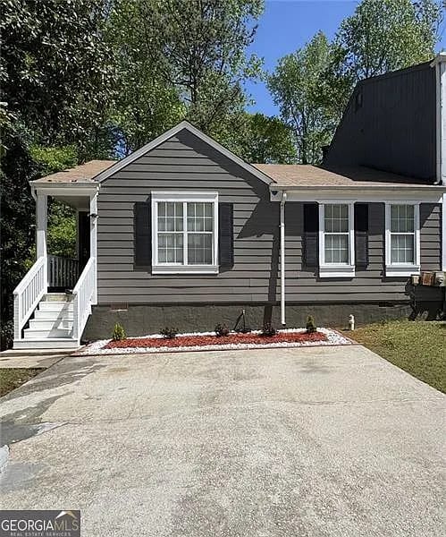 property at 2080 Charter Ln