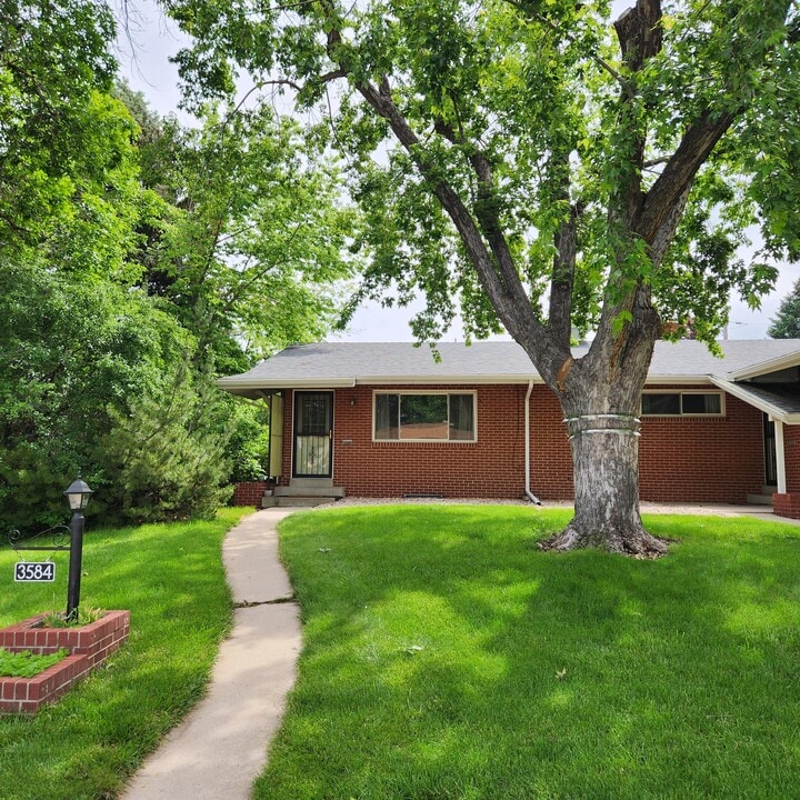 3584 Allison St in Wheat Ridge, CO - Building Photo