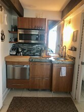 1573 Kaminaka Dr in Honolulu, HI - Building Photo - Building Photo