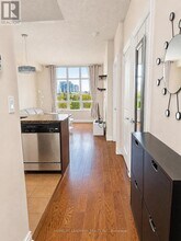 10 Bloorview Pl in Toronto, ON - Building Photo - Building Photo