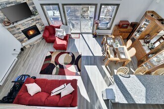 1121 Cobblewood Rd in Newfoundland, PA - Foto de edificio - Building Photo