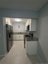 2124 SE Edler Dr in Stuart, FL - Building Photo - Building Photo