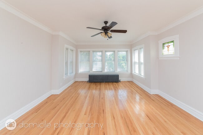 4906 N Marmora Ave in Chicago, IL - Building Photo - Building Photo